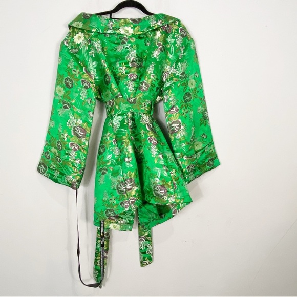 PRETTYLITTLETHING Green Bardot Oriental Jacket Dress - Picture 10 of 15